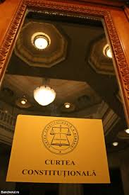 Legea privind darea în plată a unor bunuri imobile în vederea stingerii obligaţiilor asumate prin credit a fost publicată joi în monitorul oficial şi va intra în vigoare la 15 zile de la publicare, respectiv în data de 13 mai. Bancherul Darea In Plata Stirea Zilei Curtea Constitutionala A Mai Respins O Contestatie A Bancilor La Legea Privind Darea In Plata