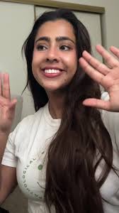 Anu Sandhu (@anuksandhu)