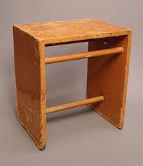 Ulmer Hocker Von Max Bill Hans Gugelot And Paul Hildinger Mit Bildern Ulmer Hocker Hocker Mobel Bauen