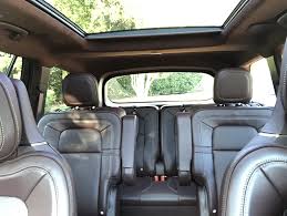 You Need To Live Like This Lincoln Aviator Luxury 3 Row Suv A Girls Guide To Cars