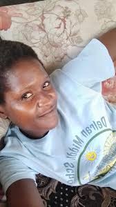 Signs he has another woman in his life ....🤷🙄