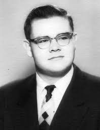 Earl Chambers's Instagram, Twitter & Facebook