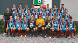 Der zweite fussballclub in littau besteht seit 1930, jedoch noch nicht mit dem heutigen namen, der club nannte sich damals fc red star littau. Corner Cluborgan Des Fussballclub Ebikon Dezember 2018 Erscheint 1x Jahrlich Fc Ebikon