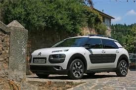 Análisis de cada una de las versiones, características, ficha técnica, fotos y precios del c4 cactus. Pruebas Citroen C4 Cactus Noticias Coches Net