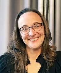 Erin Corwin's Instagram, Twitter & Facebook