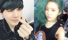 Kemudian suran menjelaskan kalau kata 'yoongi' dalam caption . Kpop Chart On Twitter Suga Bts Dan Suran Dikabarkan Pacaran Berikut Respon Agensi Https T Co Dt7ba2lgfh