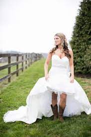 Simple Country Style Wedding Dresses With Boots Trends 100 Ideas Short Country Wedding Dress Country Style Wedding Dresses Western Style Wedding Dress