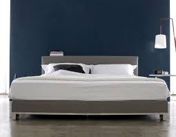Ultime ist sowohl großzügig in den proportionen, als auch weich, und sehr komfortabel. Ligne Roset Anna Bett Drifte Wohnform