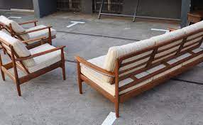 .dänisches hans wegner sofa | 3er sofa, sofa, stuhl design sofa danish design teak vintage mid century 60er sofas dänisches vintage sofa tagesbett bei pamono kaufen designer sofa kopenhagen. 60er Jahre Sofa Garnitur Danischer Stil Sessel Sofa 60er Skandinavisches Design Wohnstudio Weingart