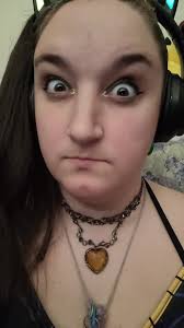 Sapphire (@sapphirelace)’s videos with Original Sound