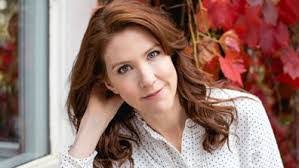 Belinda Bromilow's Instagram, Twitter & Facebook