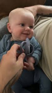 The way he looks at us 🥹 #babylove #youlooklikeyouloveme #smile