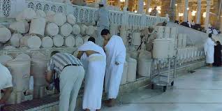 Sejarahnya pun memiliki banyak hikmah. Jawaban Sumur Air Zamzam Yang Tak Pernah Kering Merdeka Com