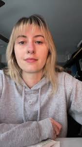 Amanda Swoboda's Instagram, Twitter & Facebook