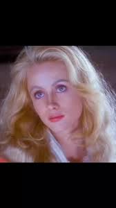 The dog he knows the girl is an angel 😇 #film #movie #datewithanangel1987  #pelicula #movieclips