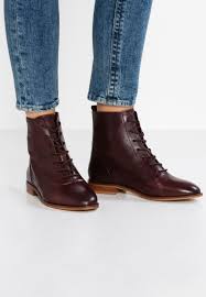 Pour la sélection de bottines à lacets la plus stylée du net, c'est par ici. Kiomi Bottines A Lacets Bordeaux Zalando Fr Botines Botas De Mujer Zapatos
