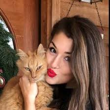 Emma Houston (emmabibs)