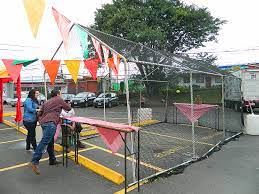 La cantidad de participantes para este juego es un mínimo de 2. Juego Tradicional Arriba De Costa Rica Juegos Tradicionales De Costa Rica Carrera De Sacos Hay Hermosas Algunas Increibles Ruinas De Costa Rica En Medio De Jardines Ruinas Que Te Dejaran