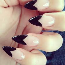 Stiletto Black And Clear Nails Stiletto Nails Clear With Black Heart Design Tips Unas De Gel Unas Largas Unas Coreanas