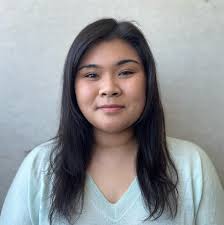 Kristina Hillhouse's Instagram, Twitter & Facebook