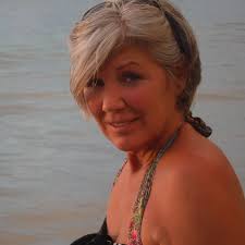 Dollar Tree DIY Cinderella Carriage Project