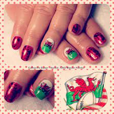 Cnd Shellac Wildfire With Foils Welsh Flag Accent Nails Ready For A Trip To The Wales Match This Weekend Cnd Cndshellac Shel Flag Nails Nails Nail Envy