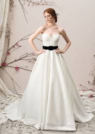 Browse gorgeous and affordable ball gown wedding dresses at milanoo. Satin Sweetheart Neckline Wedding Dress 0d39d8