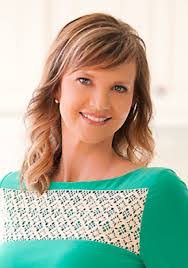 Melissa Ansley's Instagram, Twitter & Facebook