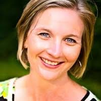 Julie Hostetler's Instagram, Twitter & Facebook