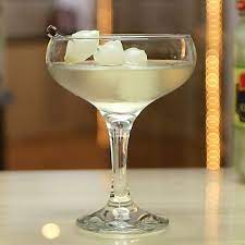 The Gibson Mixed Drinks Recipes Gibson Cocktail Recipe Whiskey Sour Recipe