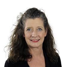 Sue Thackeray's Instagram, Twitter & Facebook