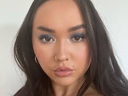 Alyssa Chan's Instagram, Twitter & Facebook