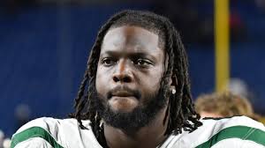 Analyst Sees Pitt Panthers' Carter Warren as NFL Starter