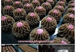 .kue semprit sagu, resep kue semprit maizena, resep kue semprit coklat, dan resep resep cara membuat kue semprit sederhana >> pertama kocok margarin gula halus. Resepi Biskut Nestum Coklat Dunia Belajar