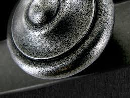 Poignee De Porte En Fer Forge Fabrication Artisanale Et 100 Francaise Plus De Produits Sur Www Brionne Com Poignee De Porte Porte Fer Forge Fer Forge