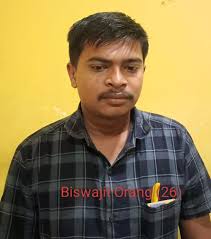 A WGPD team from Jalukbari OP. arrested 2 chain snatchers