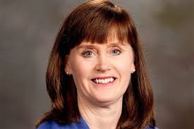 Trudy Harrington Becker Receives Alumni Award for Excellence in  Undergraduate Academic Advising