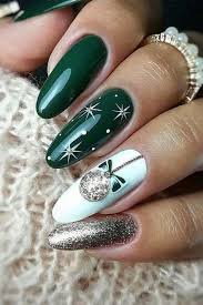 35 Best And Merry Christmas Nail Art Ideas 2020 Page 28 Of 37 Newyearlights Com Christmas Nails Acrylic Christmas Nails Easy Cute Spring Nails