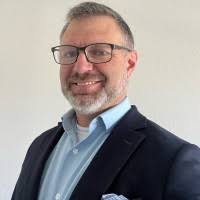 1700+ "Holtzclaw" profiles