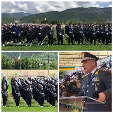 Maybe you would like to learn more about one of these? Guardia Di Finanza On Twitter L Aquila 630 Allievi Marescialli Dell 89 Corso Zanzur Ii Hanno Appena Prestato Il Solenne Giuramento Di Fedelta Alla Repubblica Italiana Https T Co Smitfa7r49