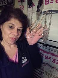 Ramona Crowder's Instagram, Twitter & Facebook