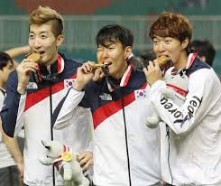 See full list on ko.wikipedia.org ì•ˆì˜ì‹ì˜ ìŠ¤í¬ì¸  êµ­ëŒ€ ê°ë…ì€ ë³'ì—­ë¸Œë¡œì»¤ê°€ ì•„ë‹ˆë‹¤ ë‰´ìŠ¤ ë™ì•„ë‹·ì»´