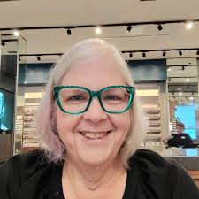 Can velvet plum be coordinated with cranberry?