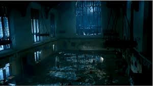 Birds Of Prey Cw Seed Cast Https Encrypted Tbn0 Gstatic Com Images Q Tbn 3aand9gctyke8zhp3ssayrqnkzowvmqdgwhr5p95kgxg Usqp Cau