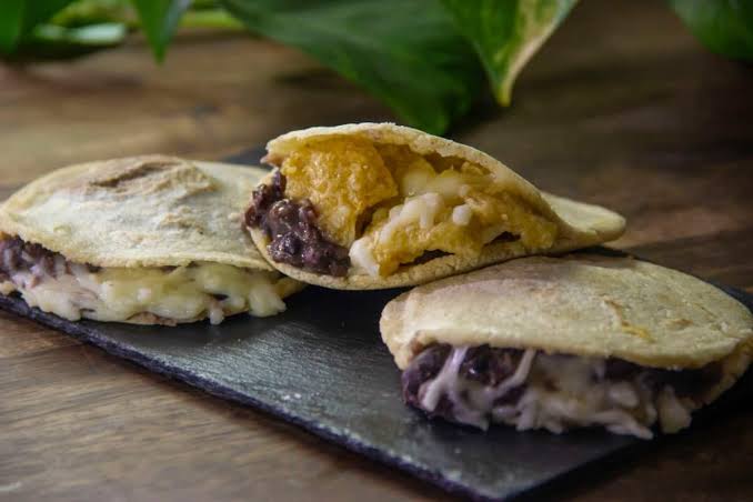 Gorditas de Frijoles