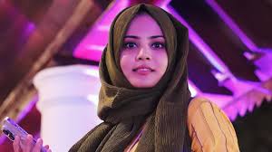 സമുദായ പേരിൽ വോട്ട് അഭ്യർഥന; ഫാത്തിമ തെഹ്‌ലിയയ്‌ക്ക് കമ്മീഷൻ നോട്ടീസ്