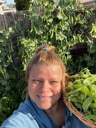 By the time she..... this morning, we..... all the work. (arrive, do)