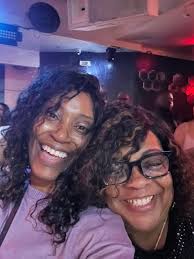 Just a little footage... Musical Man-chairs...