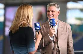 Das größte problem der ard ist jedoch das duo jessy wellmer und bastian schweinsteiger. Tv Experte Bastian Schweinsteiger Und Ard Journalistin Jessy Wellmer Waren Teils Nur Sehr Schwer Zu Verstehen Stuttgarter Zeitung