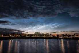 Ratio lien entre le site et la requête : Nocne Svietiace Oblaky Meteoinfo Sk